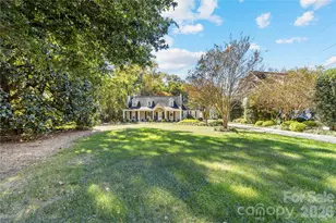 2611 Forest Dr, Charlotte, NC 28211 - Photo 3