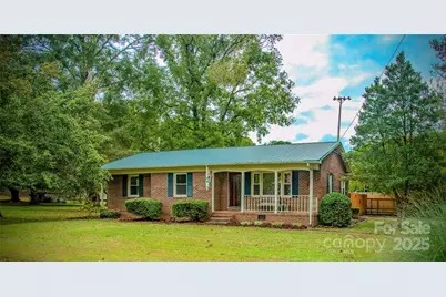 325 Craven Street, Biscoe, NC 27209 - Photo 1