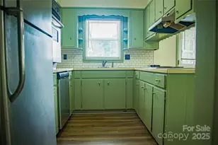 325 Craven St, Biscoe, NC 27209 - Photo 13