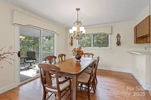 320 Dawnbrook Dr, Flat Rock, NC 28731 - Photo 11