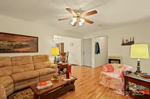 31 Barlow Rd, Elk Park, NC 28622 - Photo 9