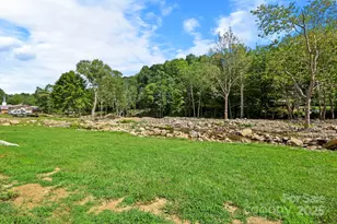 31 Barlow Rd, Elk Park, NC 28622 - Photo 5