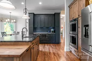 104 Mossridge Ct, Flat Rock, NC 28731 - Photo 13