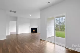 615 Country Oak Dr, Asheville, NC 28804 - Photo 7