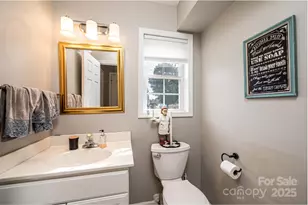 1472 Sweetbriar Ln, Hickory, NC 28602 - Photo 21