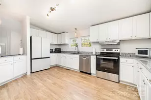 1443 Cherry Park Dr, Gastonia, NC 28052 - Photo 11