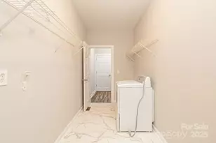 5238 Downing Creek Dr, Charlotte, NC 28269 - Photo 17