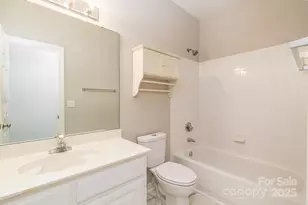 5238 Downing Creek Dr, Charlotte, NC 28269 - Photo 25