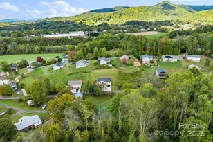 121 Ponder St, Mars Hill, NC 28754 - Photo 25