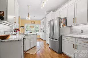 811 4th St NE, Conover, NC 28613 - Photo 5