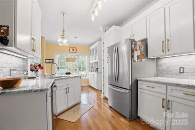 811 4th Street NE, Conover, NC 28613 - Photo 7