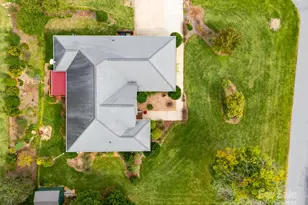 811 4th St NE, Conover, NC 28613 - Photo 3