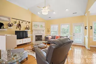 811 4th St NE, Conover, NC 28613 - Photo 13