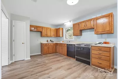 3230 W Innes Street, Salisbury, NC 28144 - Photo 17