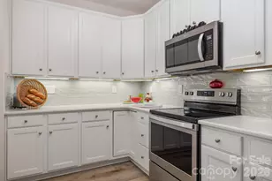 881 Platinum Dr, Fort Mill, SC 29708 - Photo 15