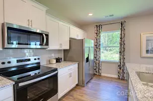 846 Adelston Ln, Asheville, NC 28804 - Photo 7