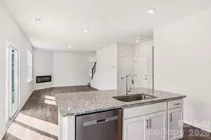 846 Adelston Ln, Asheville, NC 28804 - Photo 15