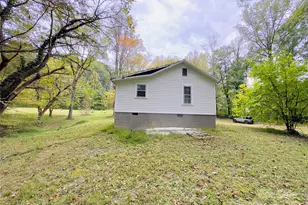 6091 Nowlings Chapel Rd, Morganton, NC 28655 - Photo 5