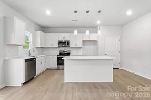 1694 Piper Creek Ave, Newton, NC 28658 - Photo 3