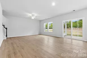 1694 Piper Creek Ave, Newton, NC 28658 - Photo 11