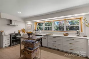 187 J Morgan St, Forest City, NC 28043 - Photo 9