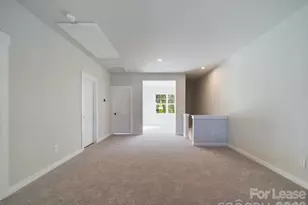 9525 Munsing Dr, Charlotte, NC 28269 - Photo 13