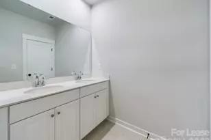 9525 Munsing Dr, Charlotte, NC 28269 - Photo 9