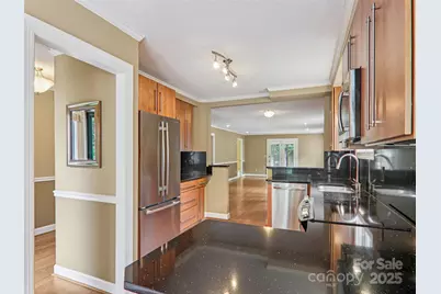 102 Glenbrook Drive, Hendersonville, NC 28739 - Photo 15