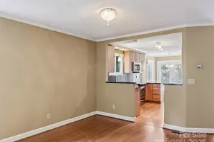 102 Glenbrook Dr, Hendersonville, NC 28739 - Photo 11