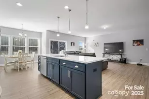 134 Gibbs Cir, Maiden, NC 28650 - Photo 3