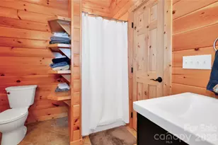 6365 Julius Dr, Newland, NC 28657 - Photo 17