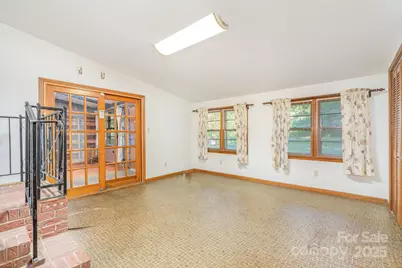 1610 Shelby Road, Kings Mountain, NC 28086 - Photo 11