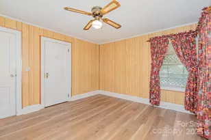 1610 Shelby Rd, Kings Mountain, NC 28086 - Photo 7