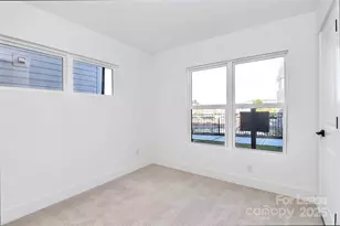 5027 Duchess Dr, Charlotte, NC 28217 - Photo 7