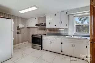 209 Park St, Morganton, NC 28655 - Photo 25