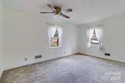 209 Park Street, Morganton, NC 28655 - Photo 11