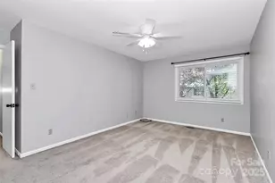 4005 Ivystone Ct, Charlotte, NC 28277 - Photo 9