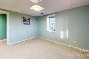 11 Wildflower Ln, Newland, NC 28657 - Photo 27