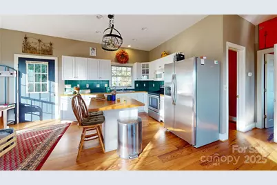 11 Wildflower Lane, Newland, NC 28657 - Photo 5