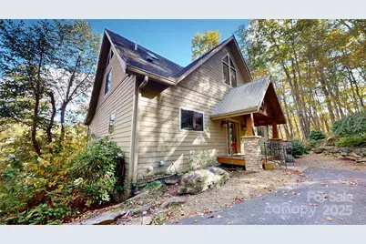 811 Hemlock Drive, Newland, NC 28657 - Photo 1