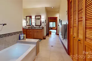 811 Hemlock Dr, Newland, NC 28657 - Photo 13