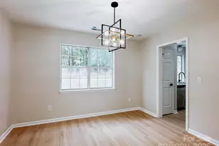 2105 Killarney Pl, Charlotte, NC 28262 - Photo 15