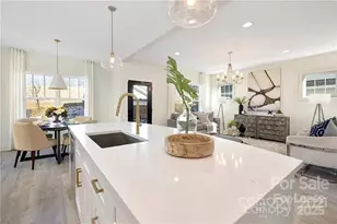 647 Tennyson Dr, Charlotte, NC 28208 - Photo 5