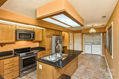 111 Cloverleaf Lane, Asheville, NC 28803 - Photo 11