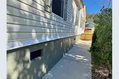 41 Little Hungry Road, Hendersonville, NC 28792 - Photo 19