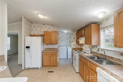 41 Little Hungry Road, Hendersonville, NC 28792 - Photo 9