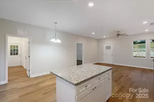 118 Aspen St, Yadkinville, NC 27055 - Photo 11