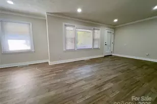 1522 Mary C Rd, St Pauls, NC 28384 - Photo 3