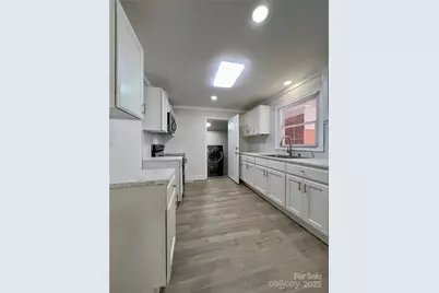 1522 Mary C Road, St Pauls, NC 28384 - Photo 17