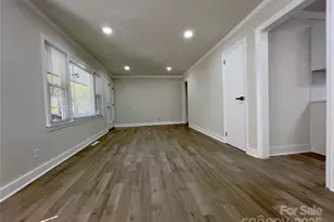 1522 Mary C Rd, St Pauls, NC 28384 - Photo 13